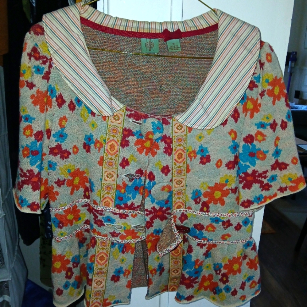 Vintage shirt hardly worn. Medium